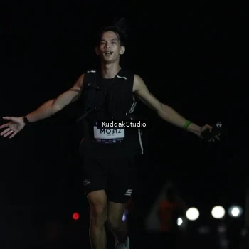 Runner Photo 7629539