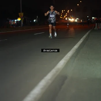 Runner Photo 7629573