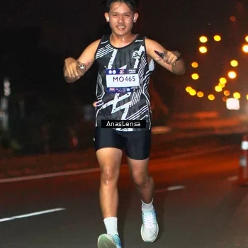 Runner Photo 7629579