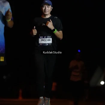 Runner Photo 7629592