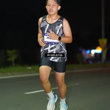 Runner Photo 7629664