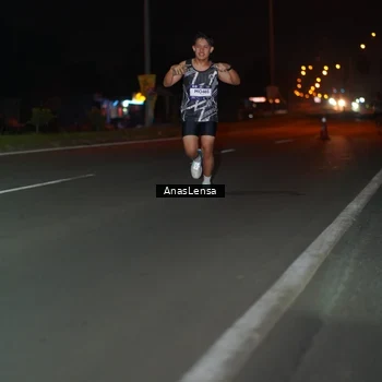 Runner Photo 7629672