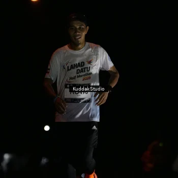 Runner Photo 7629684