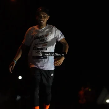 Runner Photo 7629685