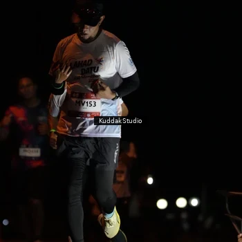 Runner Photo 7629701