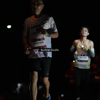 Runner Photo 7629713