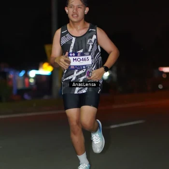 Runner Photo 7629731