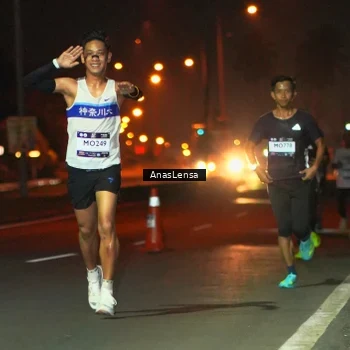 Runner Photo 7629733