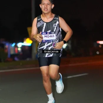 Runner Photo 7629739