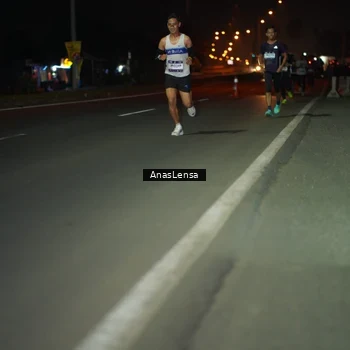 Runner Photo 7629742