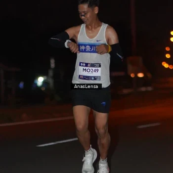 Runner Photo 7629749