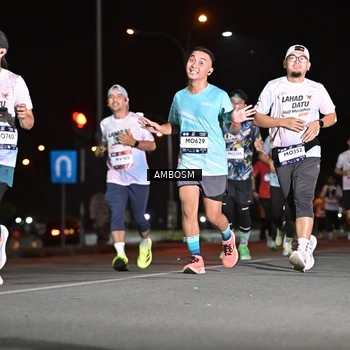 Runner Photo 7629752