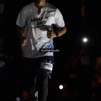 Runner Photo 7629764