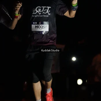 Runner Photo 7629778