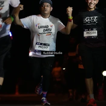 Runner Photo 7629784