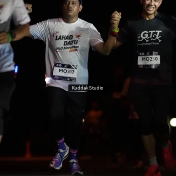 Runner Photo 7629786