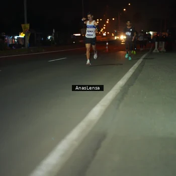 Runner Photo 7629811