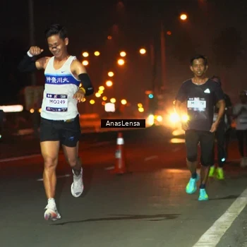Runner Photo 7629813