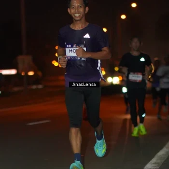 Runner Photo 7629814