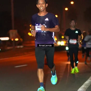 Runner Photo 7629816