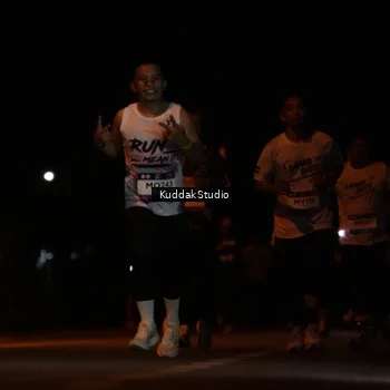 Runner Photo 7629817