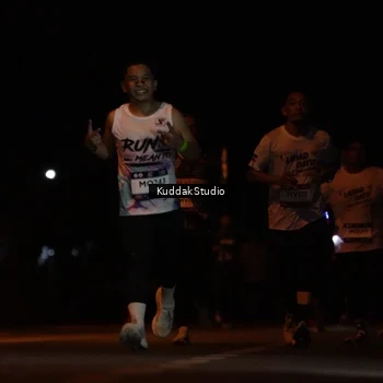 Runner Photo 7629818