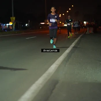 Runner Photo 7629823