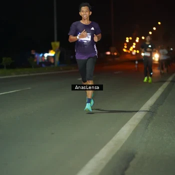 Runner Photo 7629824