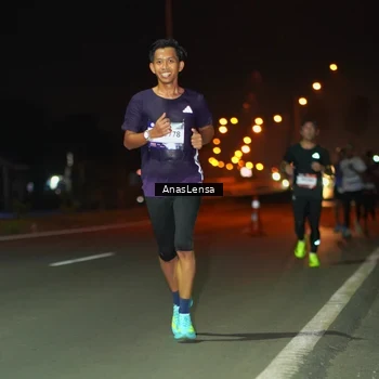 Runner Photo 7629831