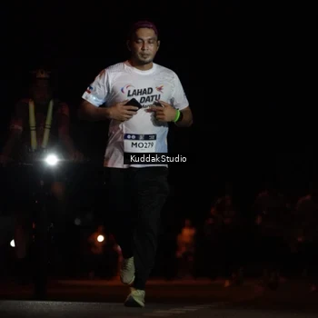 Runner Photo 7629834