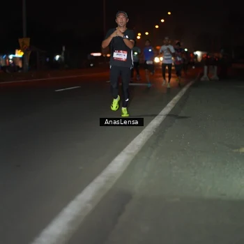Runner Photo 7629873
