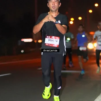 Runner Photo 7629875