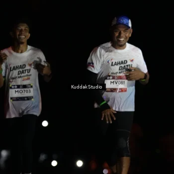 Runner Photo 7629876