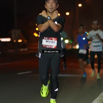 Runner Photo 7629892