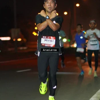 Runner Photo 7629906