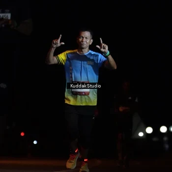Runner Photo 7629945