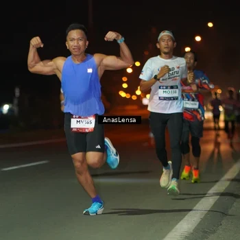 Runner Photo 7629950