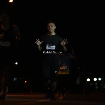 Runner Photo 7629953