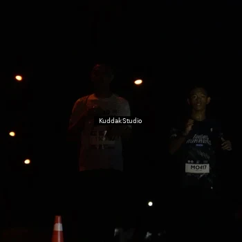 Runner Photo 7629973