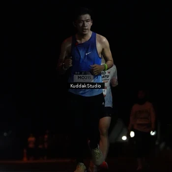 Runner Photo 7630085