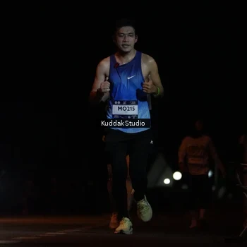 Runner Photo 7630088