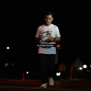Runner Photo 7630123