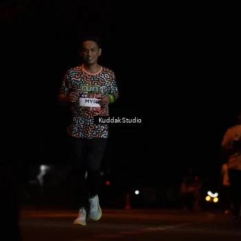 Runner Photo 7630153