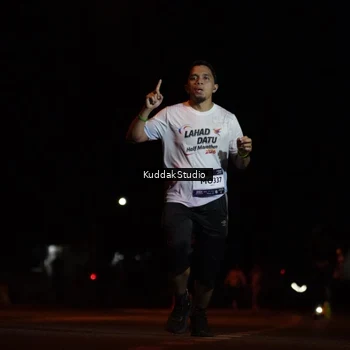 Runner Photo 7630165