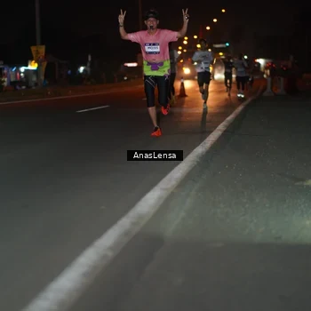 Runner Photo 7630183