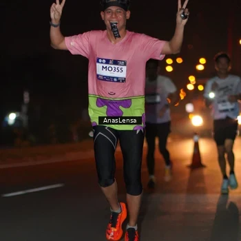 Runner Photo 7630186