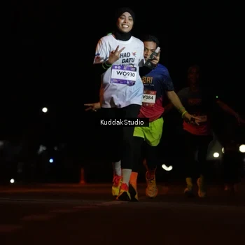 Runner Photo 7630257