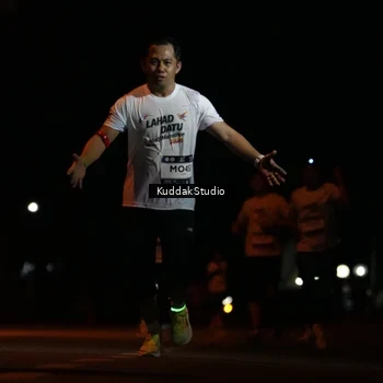 Runner Photo 7630290