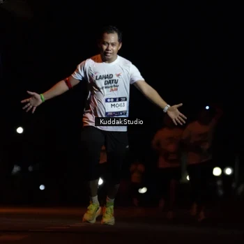 Runner Photo 7630292