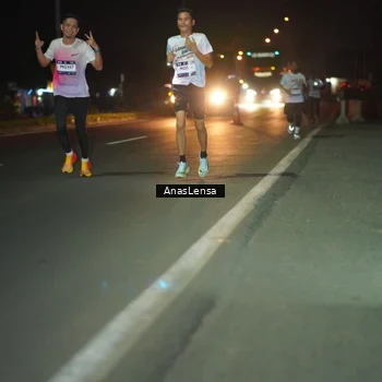 Runner Photo 7630299
